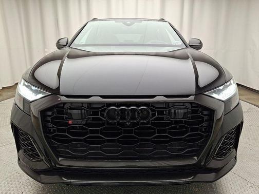 2023 Audi RS Q8 4.0T