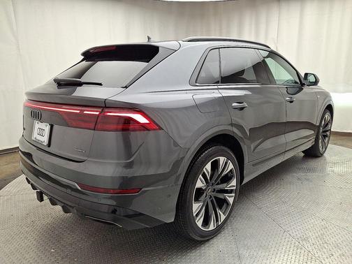 2026 Audi Q8 55 Premium Plus