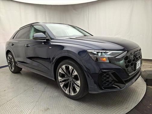 2025 Audi Q8 55 Premium Plus