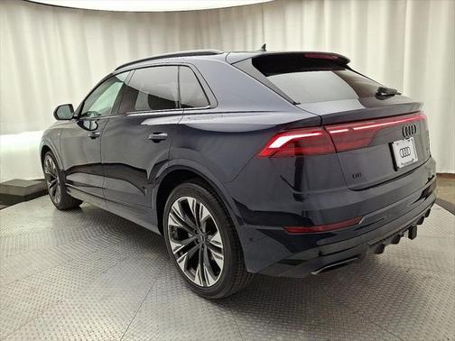 2025 Audi Q8 55 Premium Plus