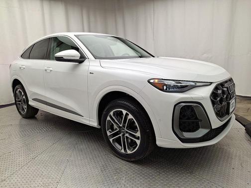2025 Audi Q5 Sportback Premium