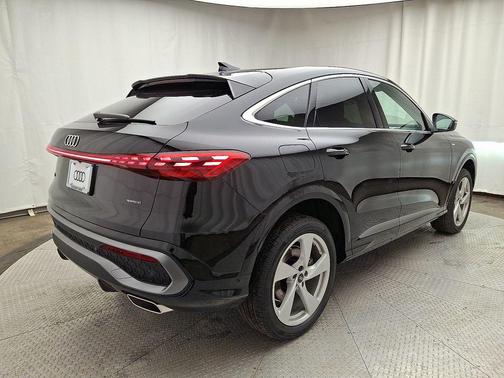 2025 Audi Q5 Premium Plus TFSI quattro S tronic