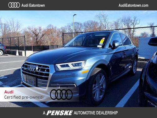 Photo 1 of 15 of 2018 Audi Q5 2.0T Tech Premium