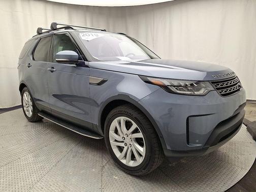 Byron Blue Metallic 2019 Land Rover Discovery SE