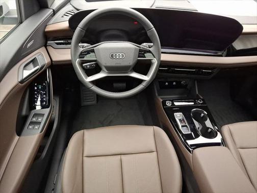 2025 Audi Q6 e-tron Premium Plus quattro