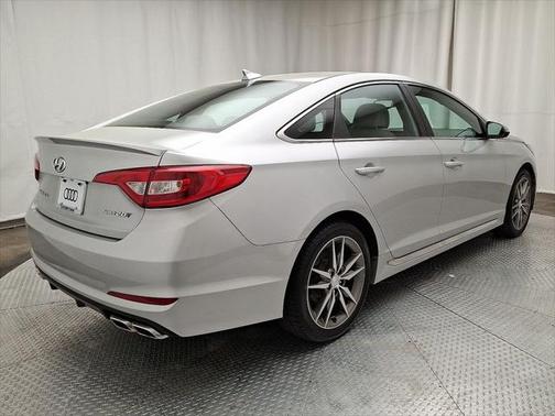 2017 Hyundai SONATA Sport 2.0T