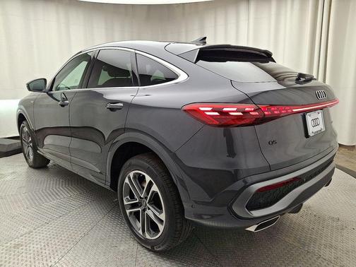 2025 Audi Q5 Premium TFSI quattro S tronic