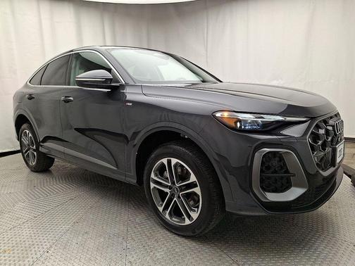 2025 Audi Q5 Premium TFSI quattro S tronic