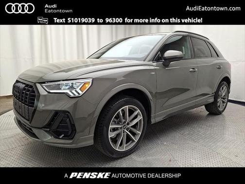 2025 Audi Q3 Premium 45 TFSI S line quattro Tiptronic
