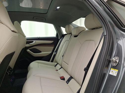 Daytona Gray Pearl Effect 2026 Audi A6 Premium Plus quattro S tronic