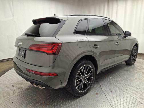 2023 Audi SQ5 3.0T Premium Plus