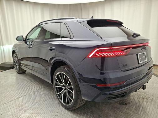 2023 Audi Q8 55 Premium Plus