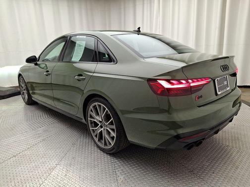 District Green Metallic 2023 Audi S4 Premium Plus TFSI quattro Tiptronic