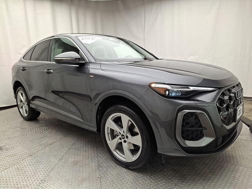 2025 Audi Q5 Premium Plus TFSI quattro S tronic