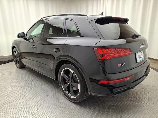Mythos Black Metallic 2019 Audi SQ5 3.0T Premium Plus