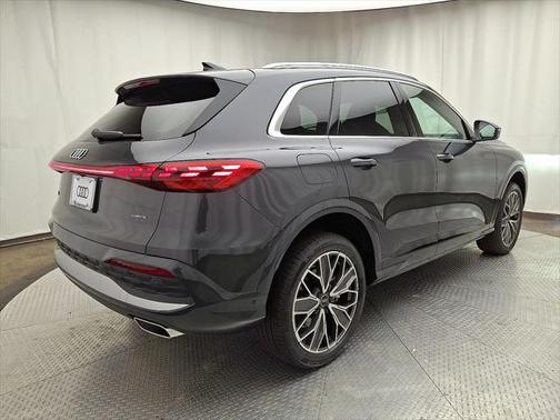 2025 Audi Q5 Premium Plus