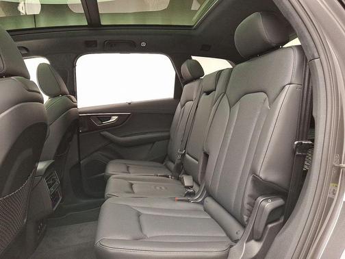 2026 Audi Q7 55 Prestige