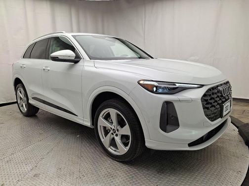 2025 Audi Q5 Premium Plus TFSI quattro S tronic