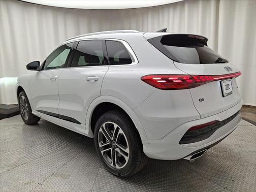2025 Audi Q5 Premium