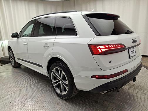 2026 Audi Q7 55 Premium