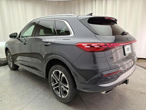 2025 Audi Q5 Premium