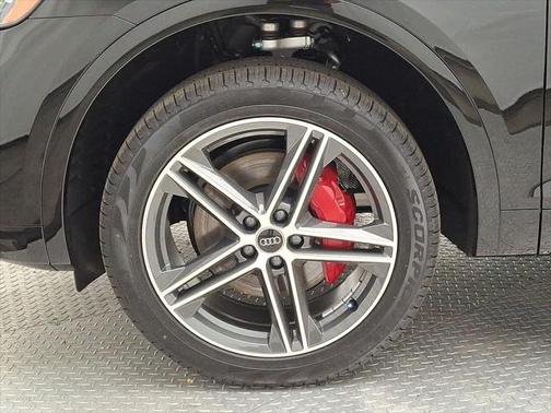 2025 Audi Q5 55 S line Premium Plus