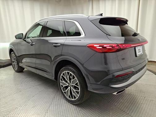 2025 Audi Q5 Premium Plus