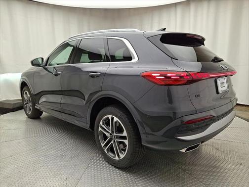 2025 Audi Q5 Premium