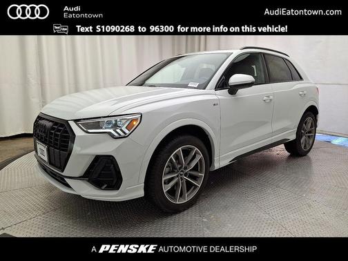 2025 Audi Q3 Premium 45 TFSI S line quattro Tiptronic