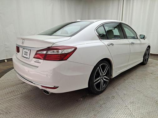 2016 Honda Accord Touring