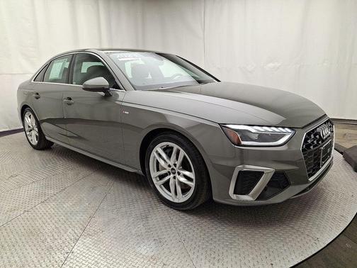 2023 Audi A4 45 S line Premium Plus