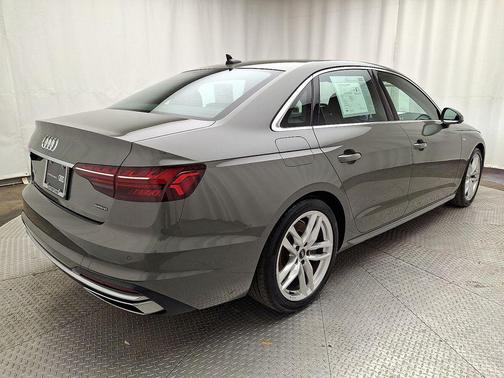 2023 Audi A4 45 S line Premium Plus