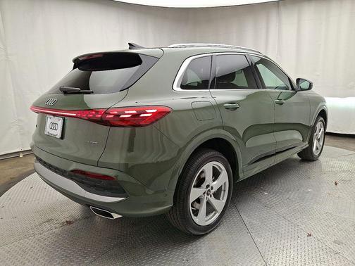 2025 Audi Q5 Premium Plus TFSI quattro S tronic