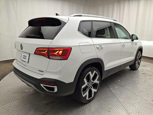 2022 Volkswagen Taos 1.5T SEL