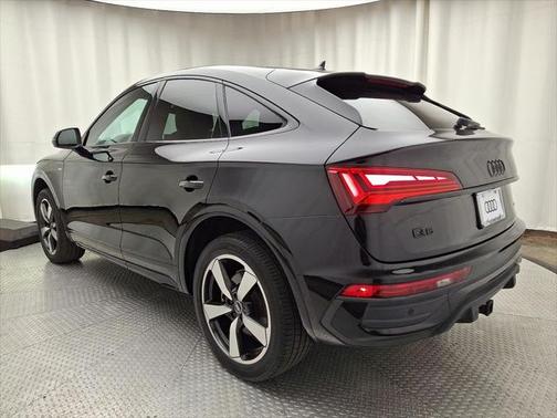 2022 Audi Q5 45 S line Premium Plus