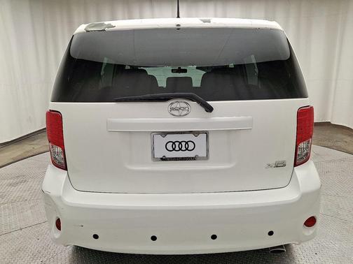 2012 Scion xB Release Series 9.0