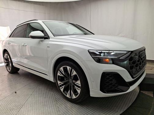 2026 Audi Q8 55 Premium Plus