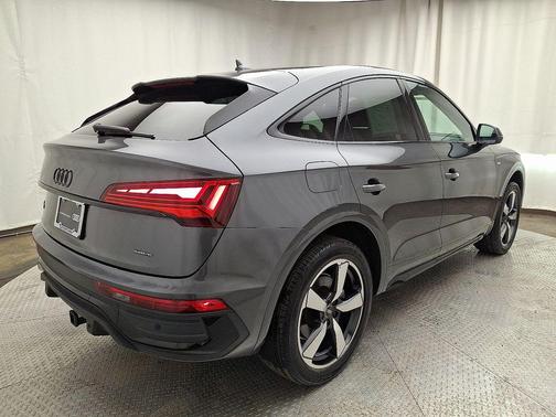 2023 Audi Q5 45 S line Premium Plus