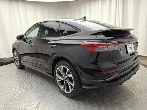 2025 Audi Q4 e-tron Sportback Premium Plus 55 quattro