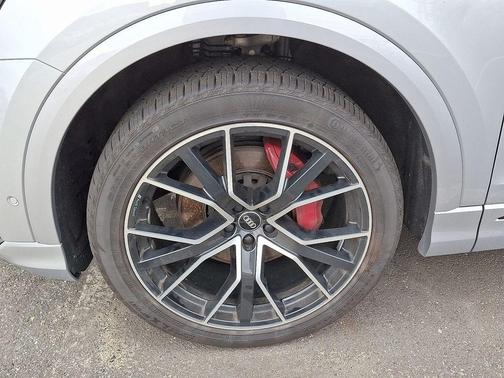 2019 Audi Q8 3.0T Premium Plus