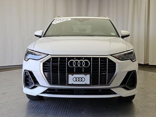 Ibis White 2022 Audi Q3 45 S line Premium