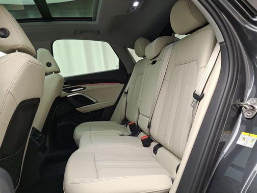 2025 Audi Q5 Sportback Premium Plus