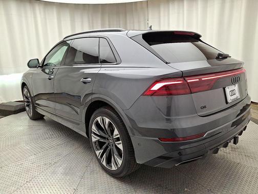 2026 Audi Q8 55 Premium Plus