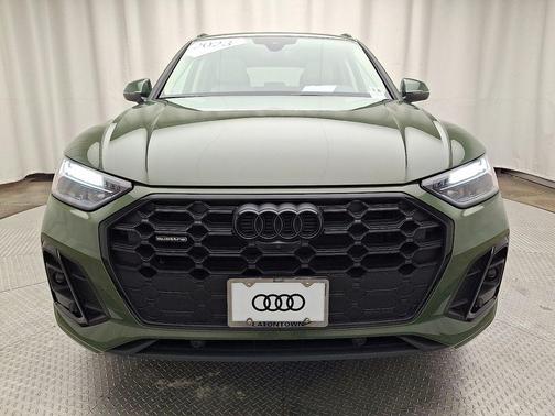 District Green Metallic 2023 Audi Q5 45 S line Premium Plus