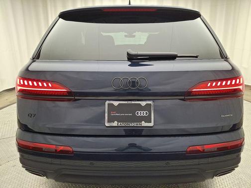 2025 Audi Q7 45 Premium Plus