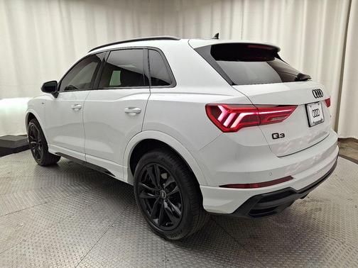 2022 Audi Q3 45 S line Premium Plus