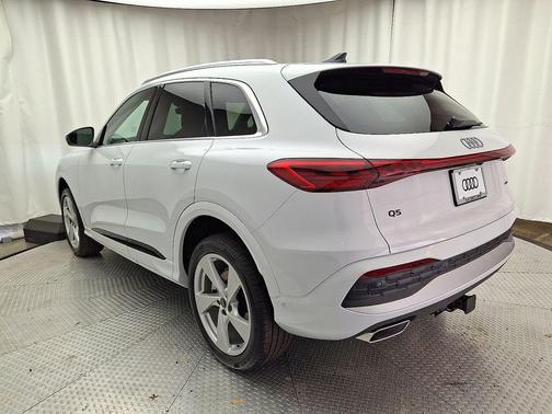 2025 Audi Q5 Premium Plus