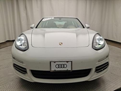 2015 Porsche Panamera 4S