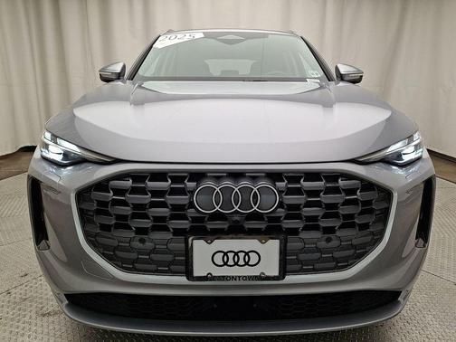 Florett Silver Metallic 2025 Audi Q5 Premium TFSI quattro S tronic