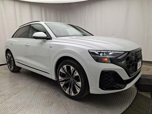 2026 Audi Q8 55 Premium Plus